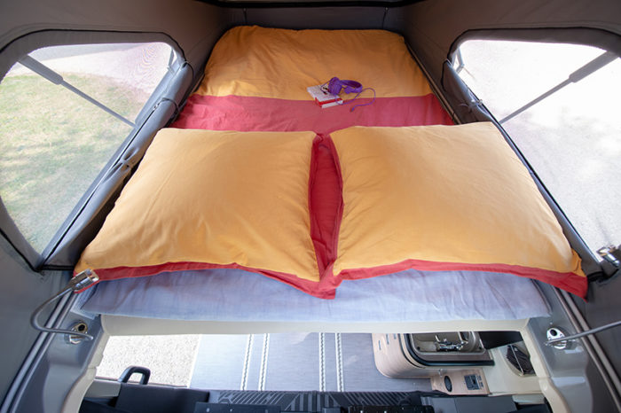 location-van-auckland-lit-toit-fourgon-compact